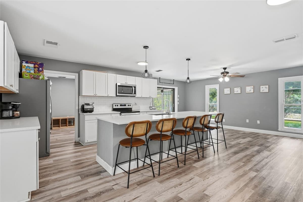 2112 MEADOW LARK ROAD — photo 13 of 53