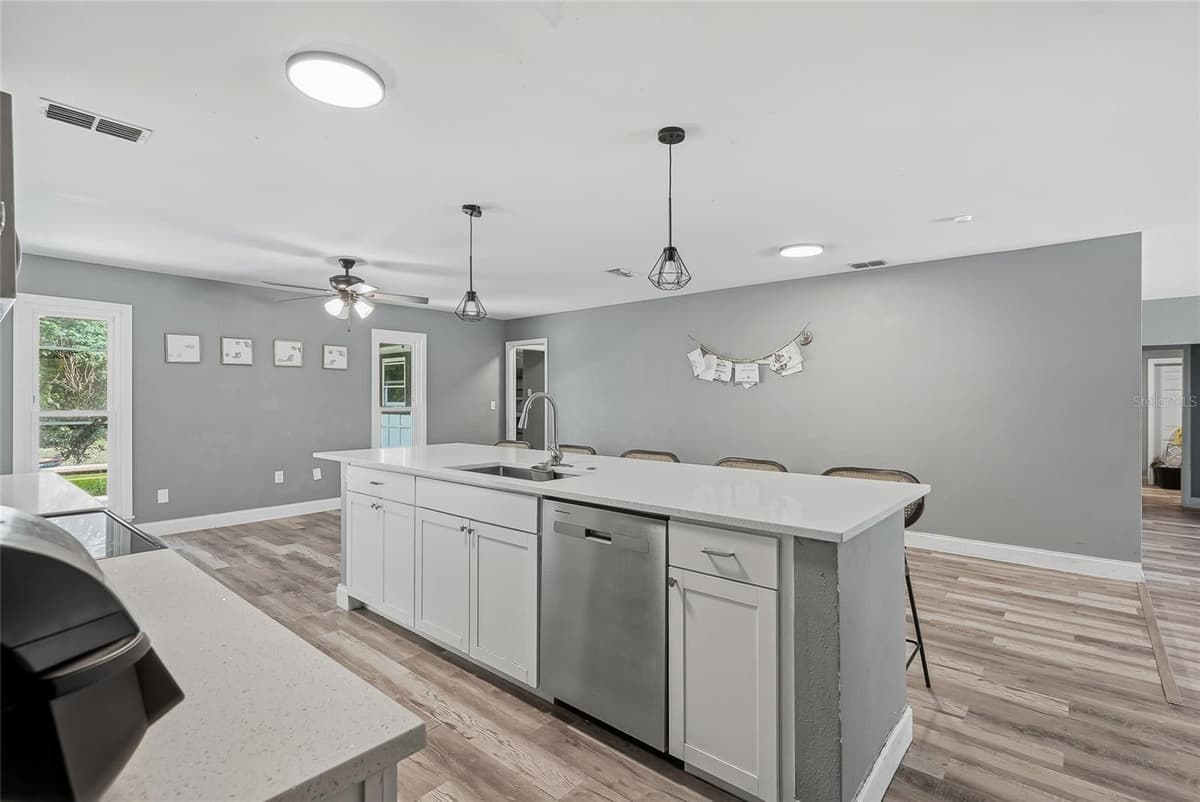 2112 MEADOW LARK ROAD — photo 22 of 53
