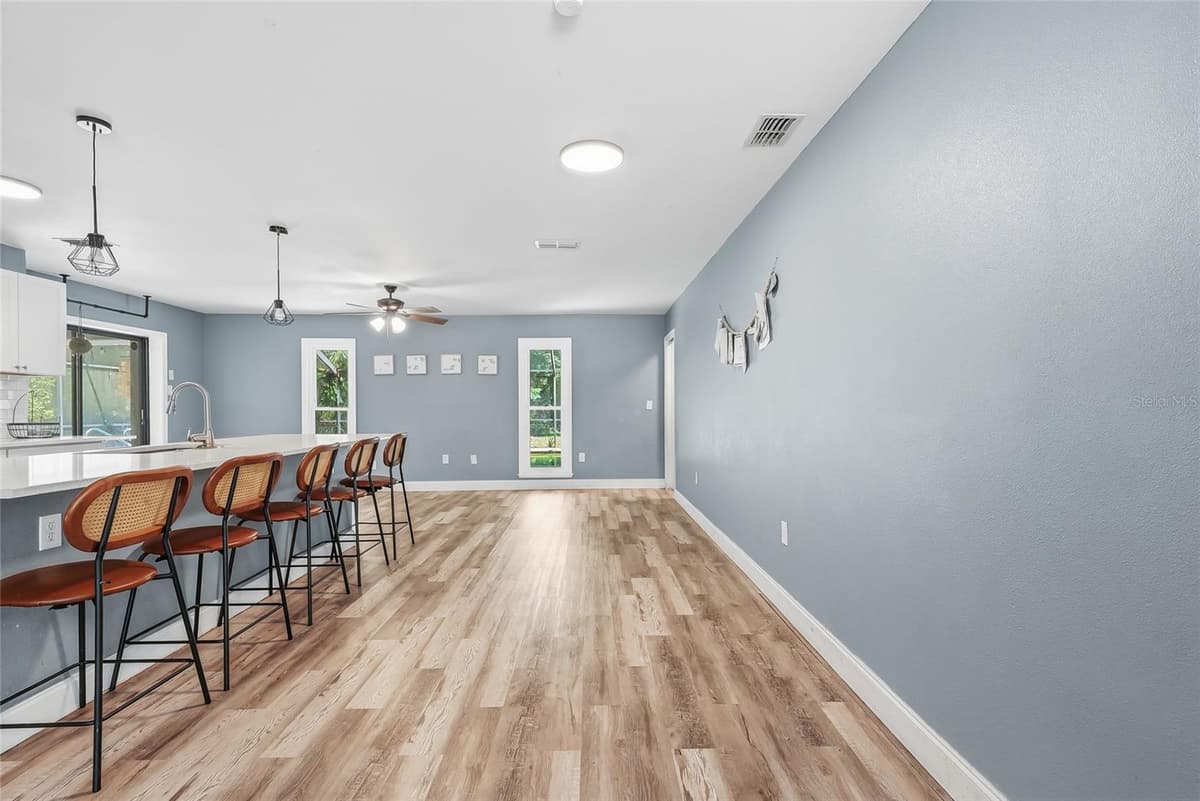 2112 MEADOW LARK ROAD — photo 12 of 53