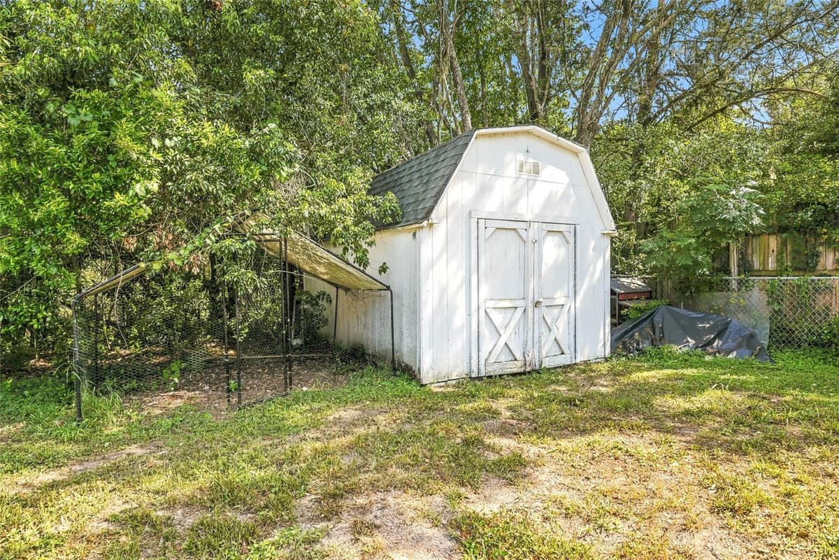 2112 MEADOW LARK ROAD — photo 50 of 53