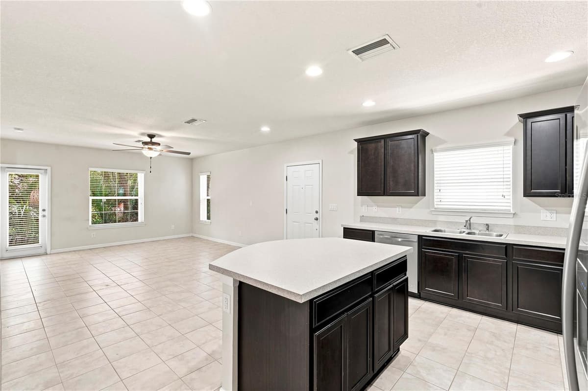 4824 CHATTERTON WAY — photo 12 of 45