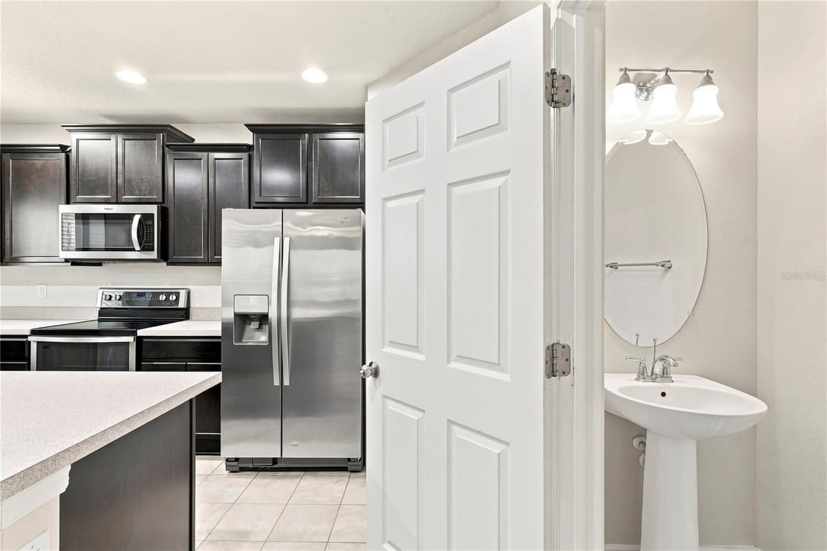 4824 CHATTERTON WAY — photo 9 of 45