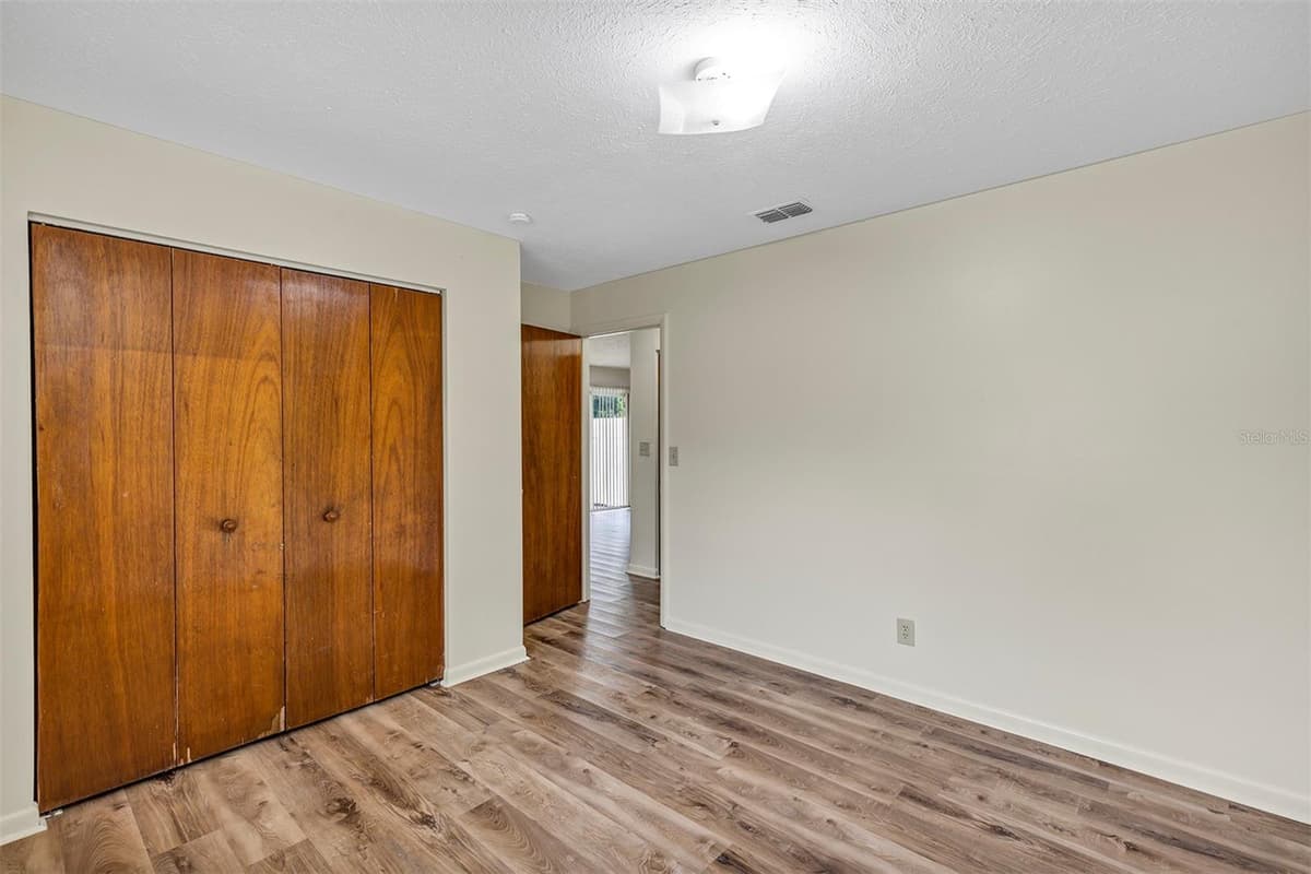 3800 17TH COURT — photo 16 of 40