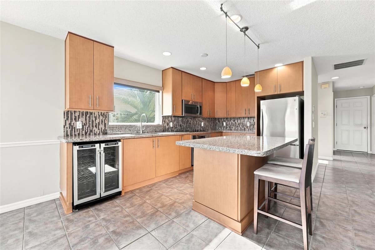 342 12TH STREET — photo 15 of 55