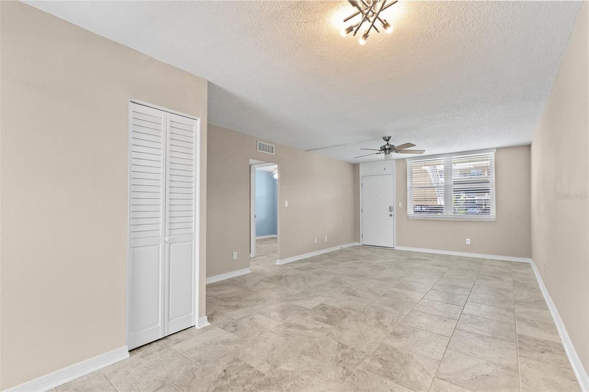 4895 BAY STREET — photo 5 of 53