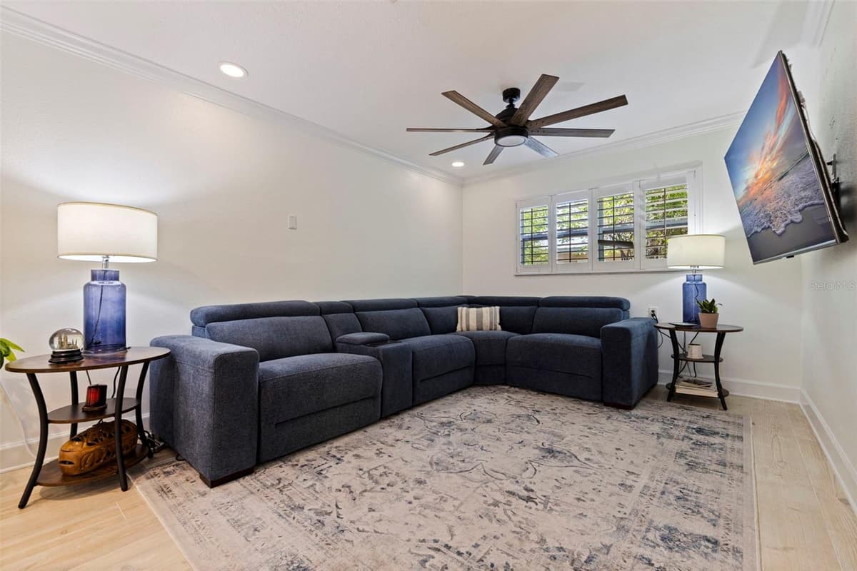 5711 VENETIAN BOULEVARD — photo 15 of 44