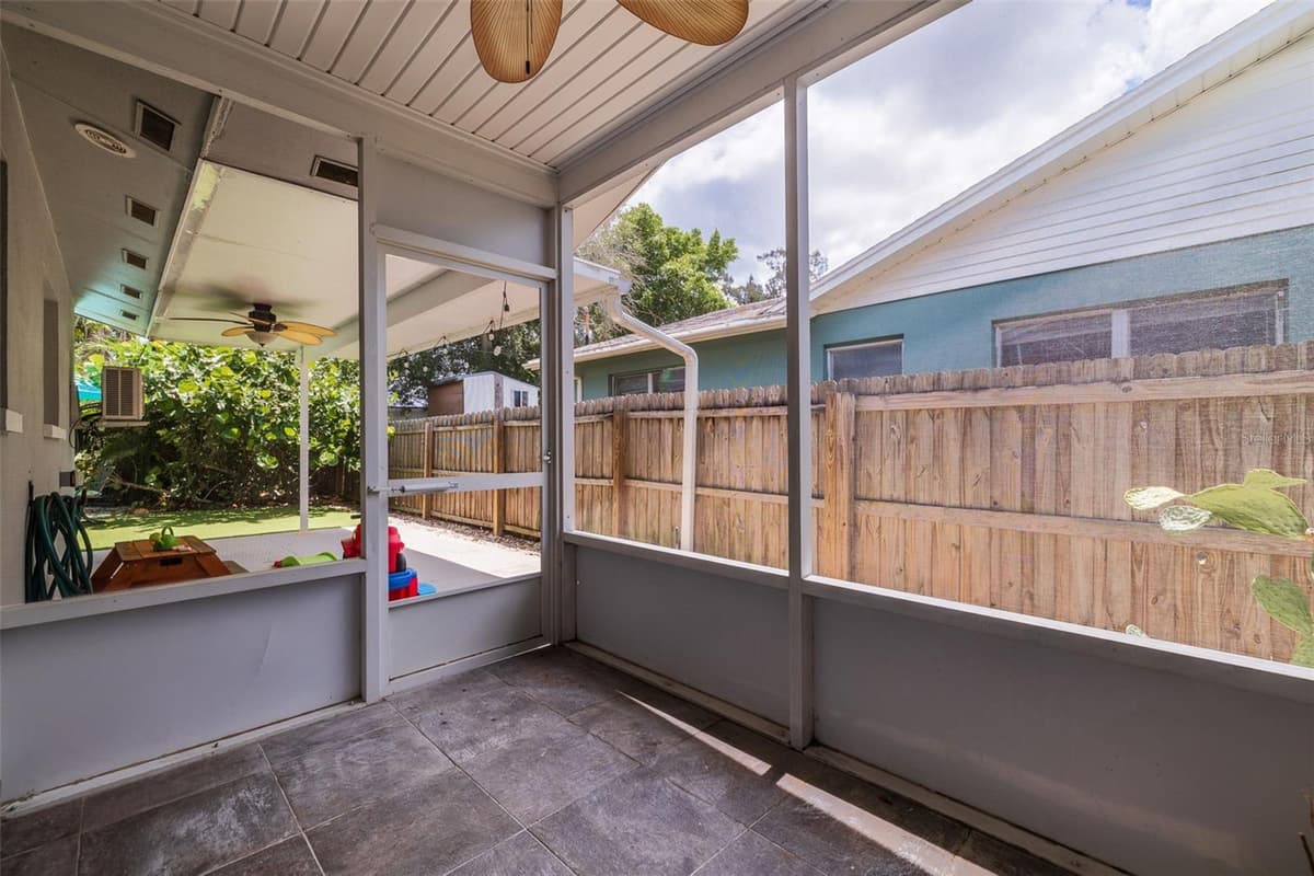 5711 VENETIAN BOULEVARD — photo 31 of 44