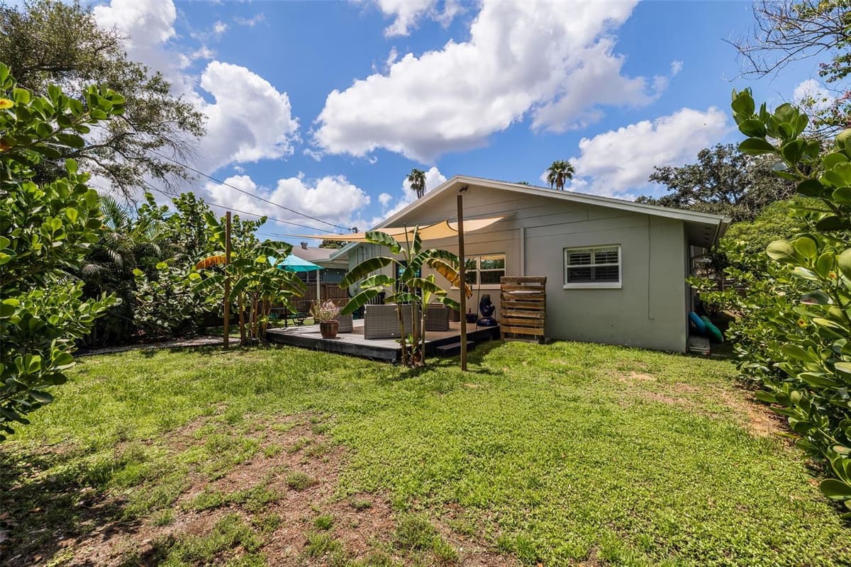 5711 VENETIAN BOULEVARD — photo 35 of 44