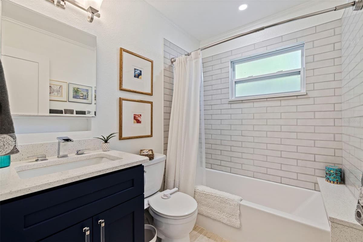 5711 VENETIAN BOULEVARD — photo 18 of 44