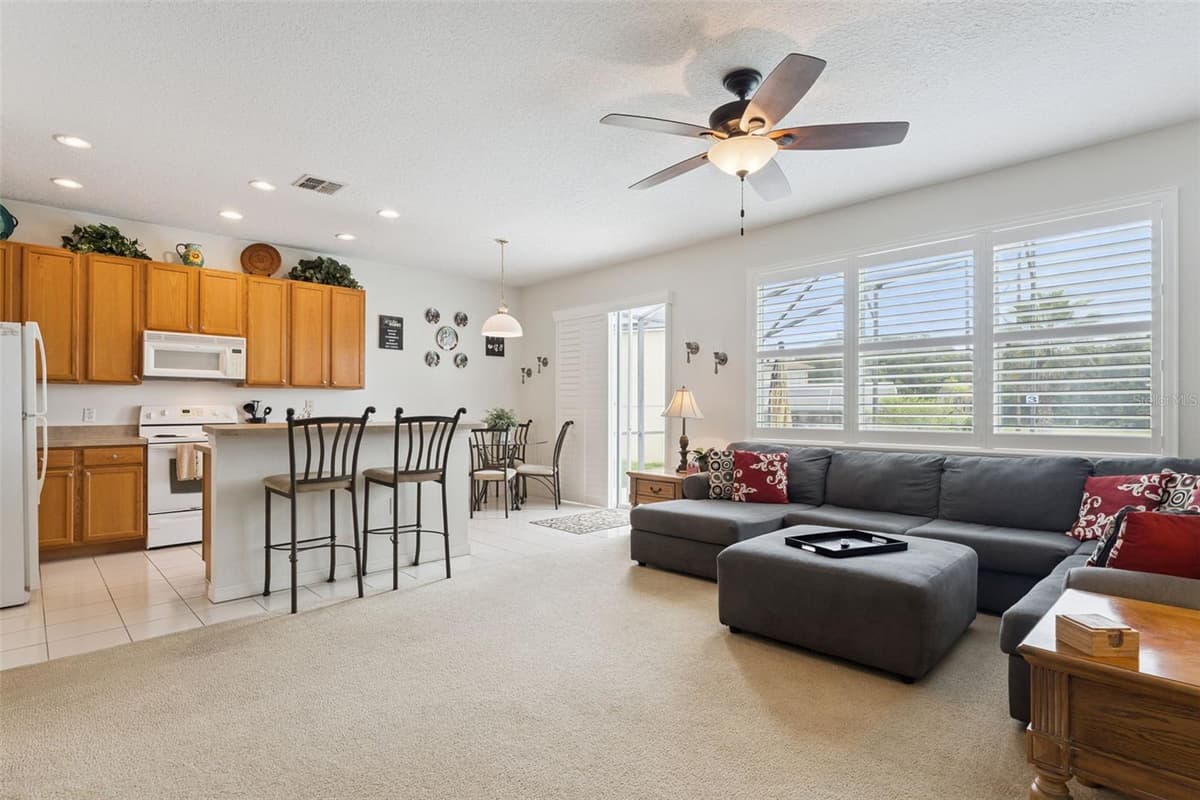 1020 PINE RIDGE DRIVE — photo 8 of 39