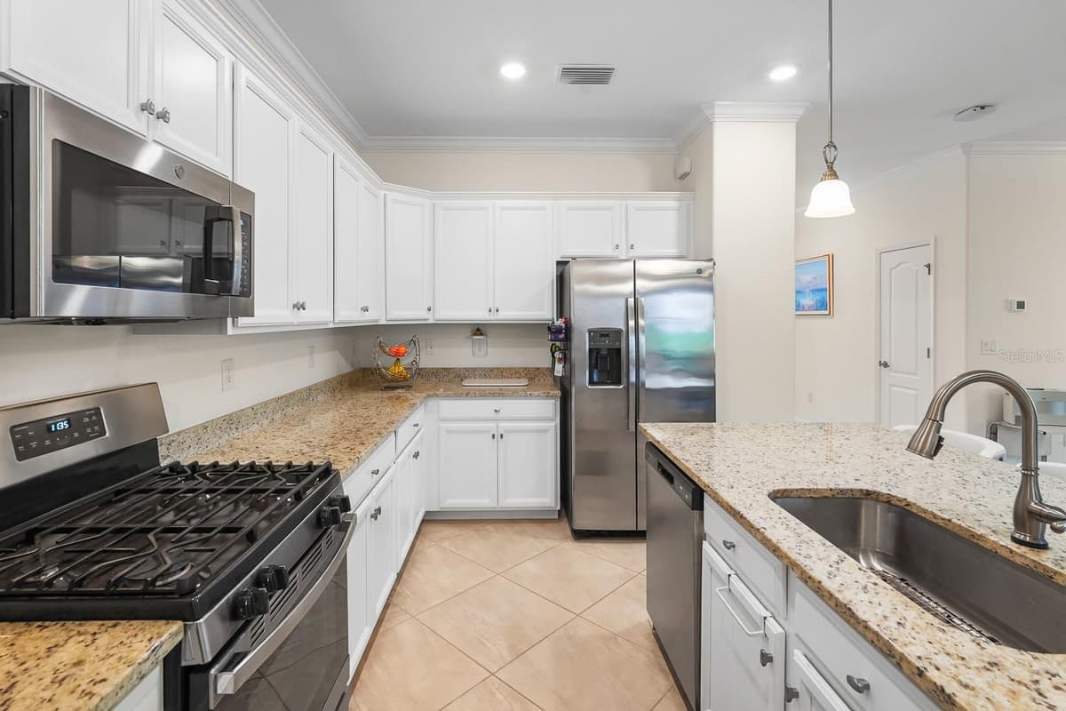 17556 CORKWOOD BEND TRAIL — photo 17 of 65