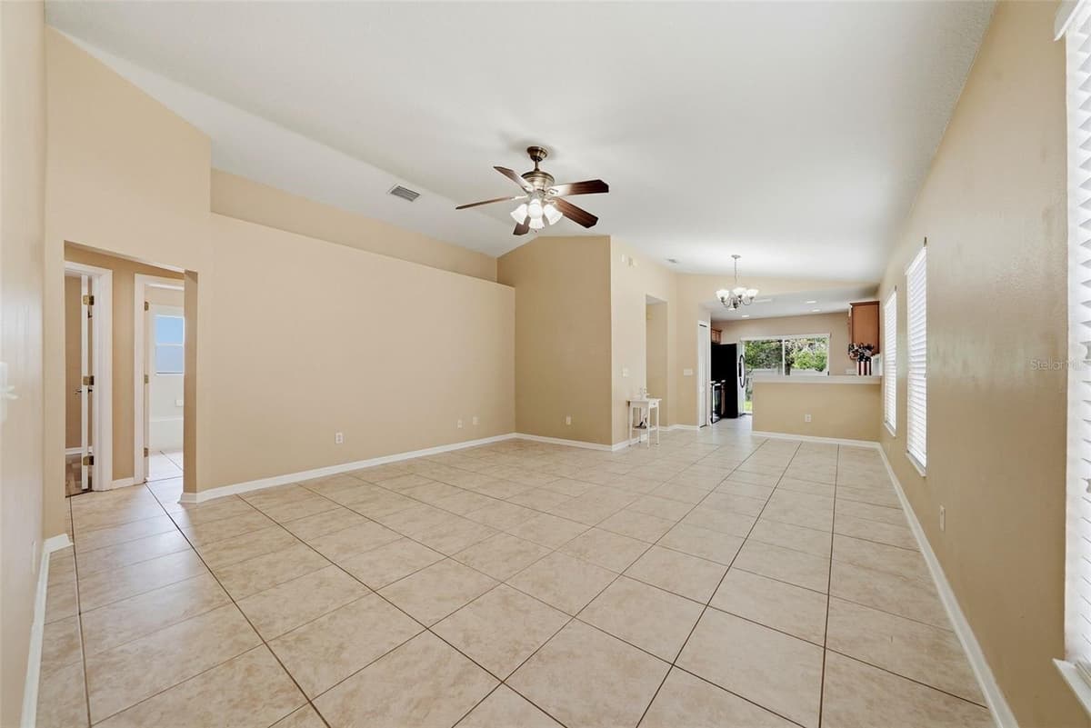 925 WINDTON OAK DRIVE — photo 10 of 60