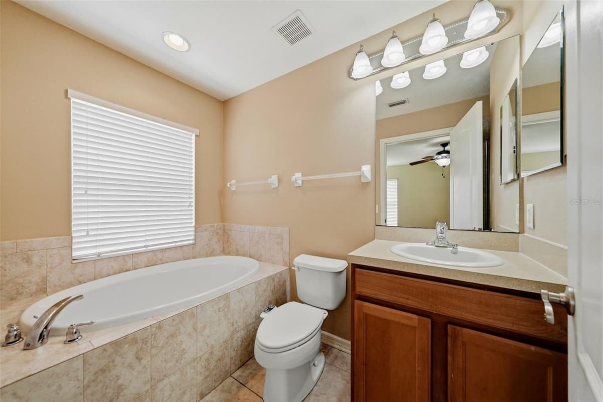 925 WINDTON OAK DRIVE — photo 25 of 60