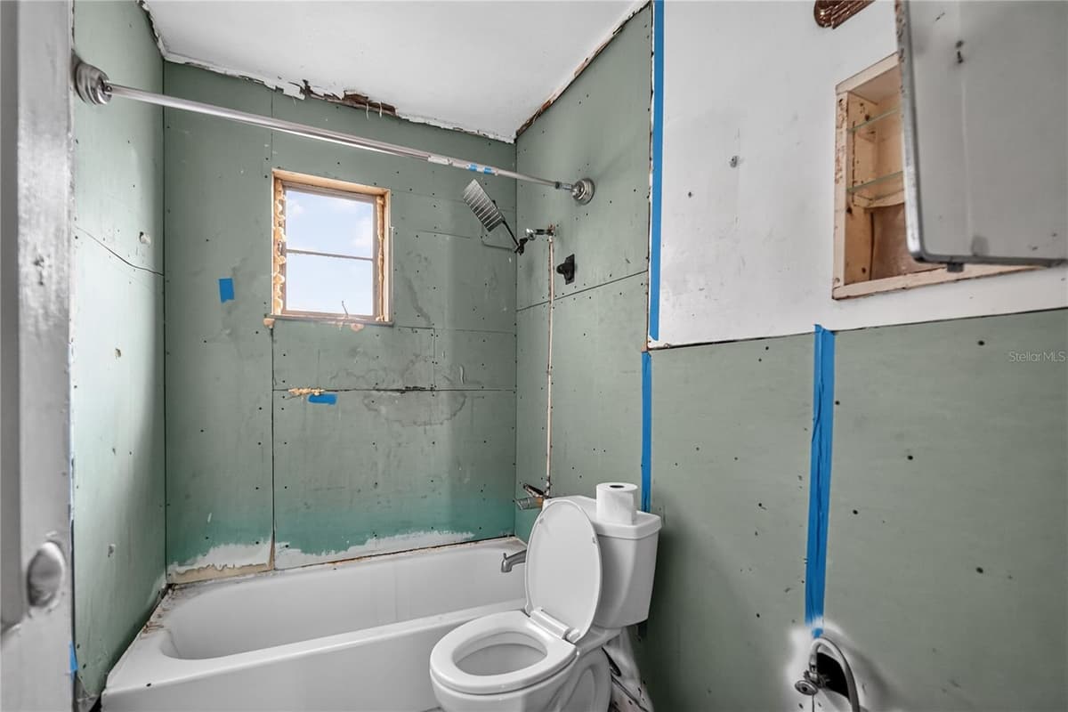 3504 LINDELL AVENUE — photo 17 of 30