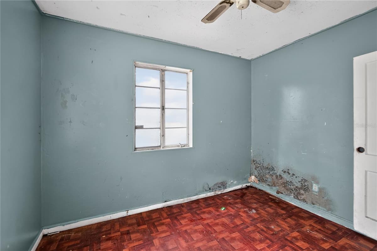 3504 LINDELL AVENUE — photo 10 of 30
