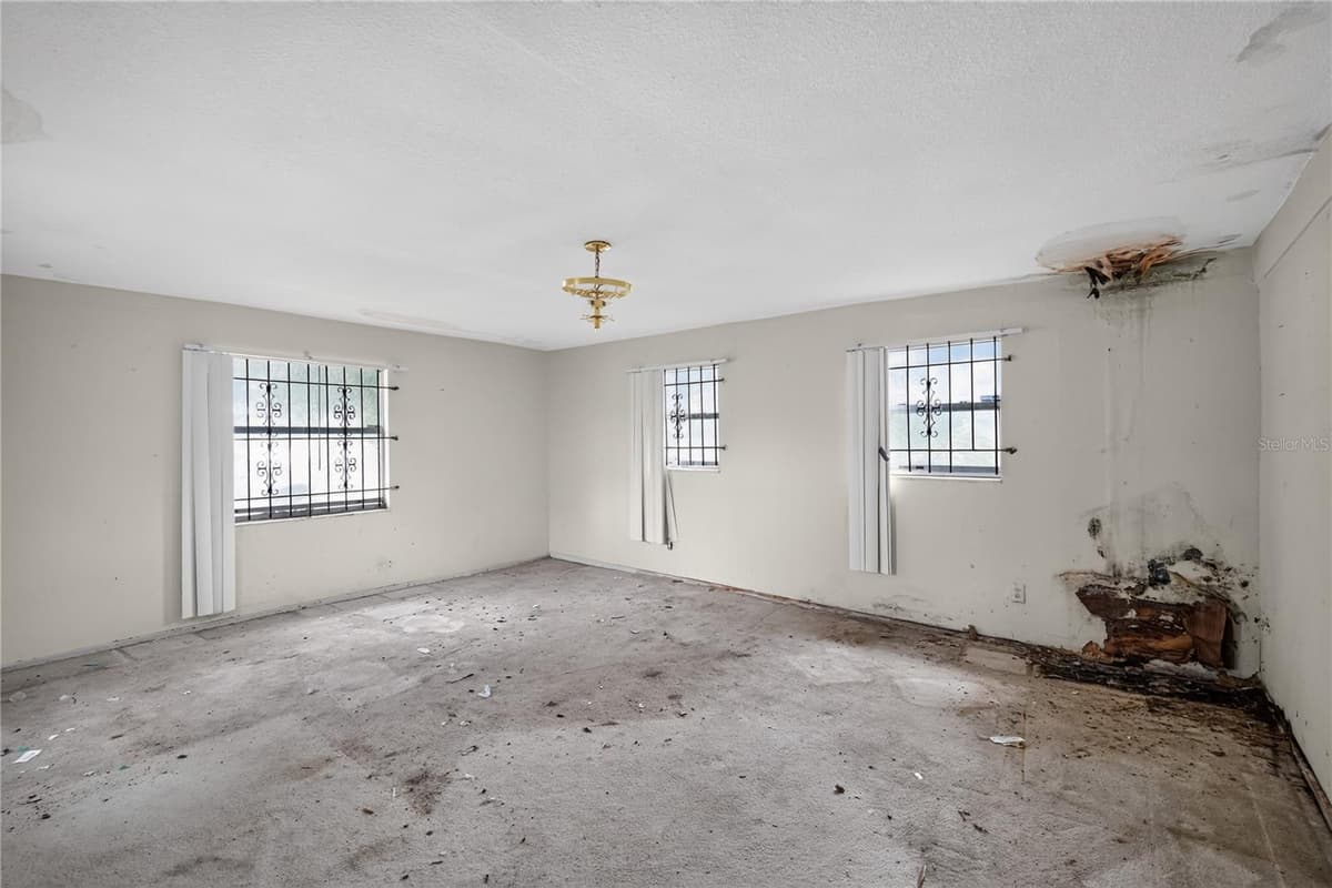 3504 LINDELL AVENUE — photo 19 of 30
