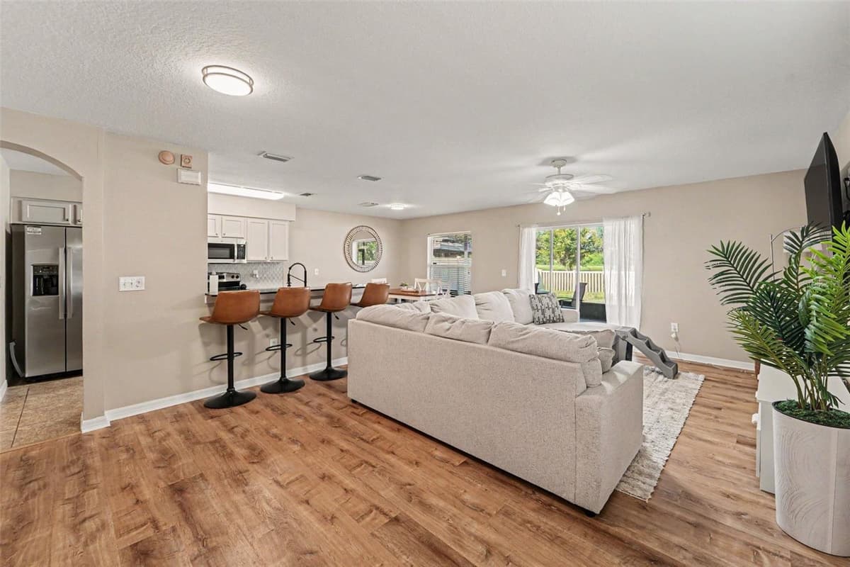 3419 CARDINAL FEATHER DRIVE — photo 4 of 31