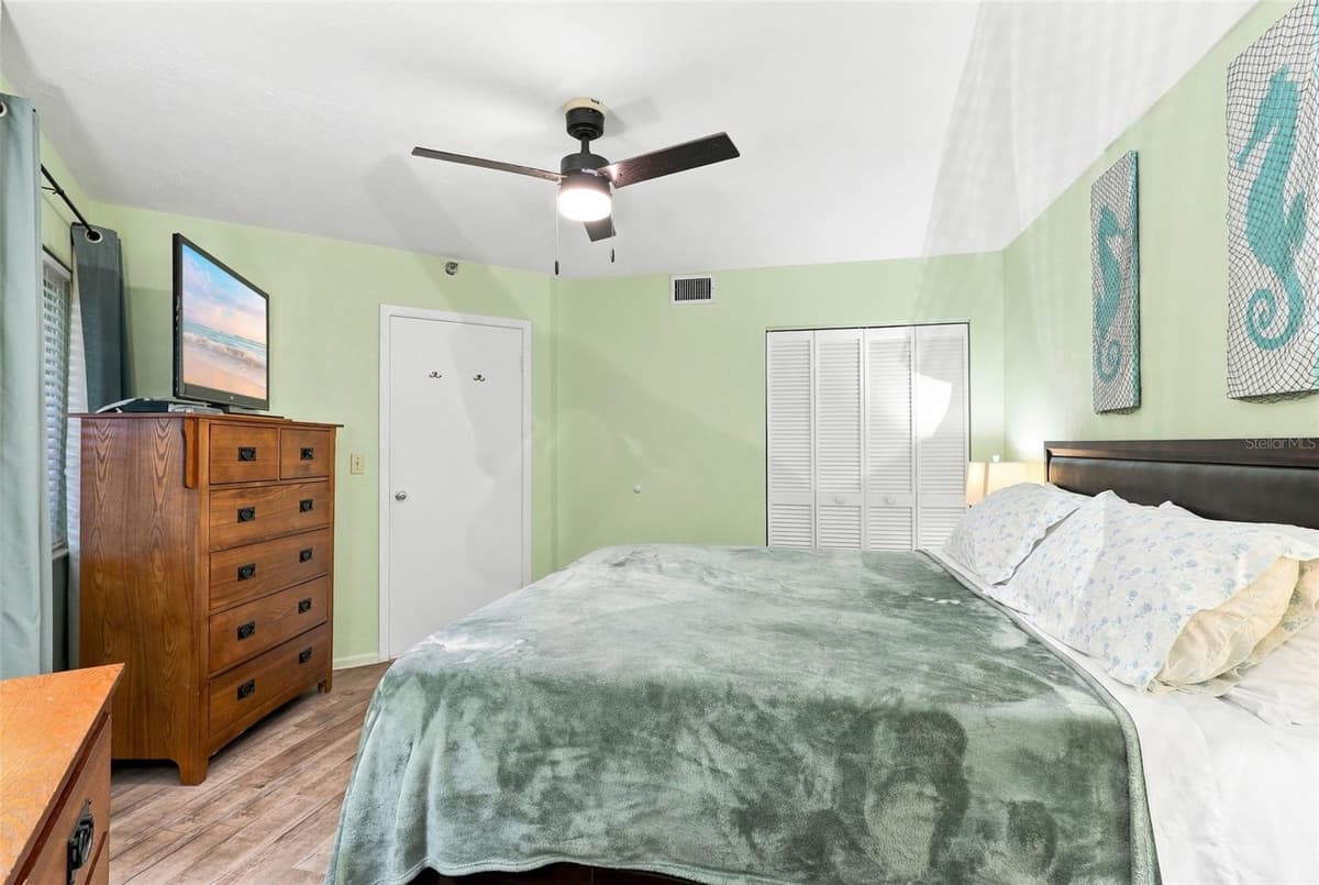 3647 ATLANTIC AVENUE — photo 8 of 33