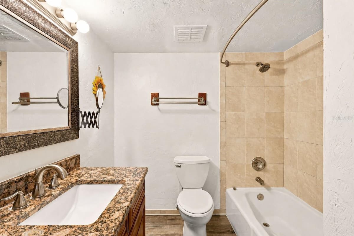 3647 ATLANTIC AVENUE — photo 11 of 33