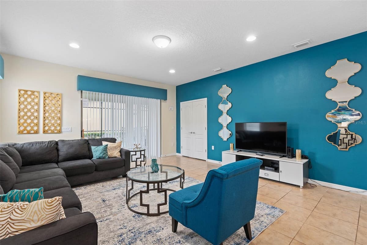 1517 MUMBAI WAY — photo 12 of 44