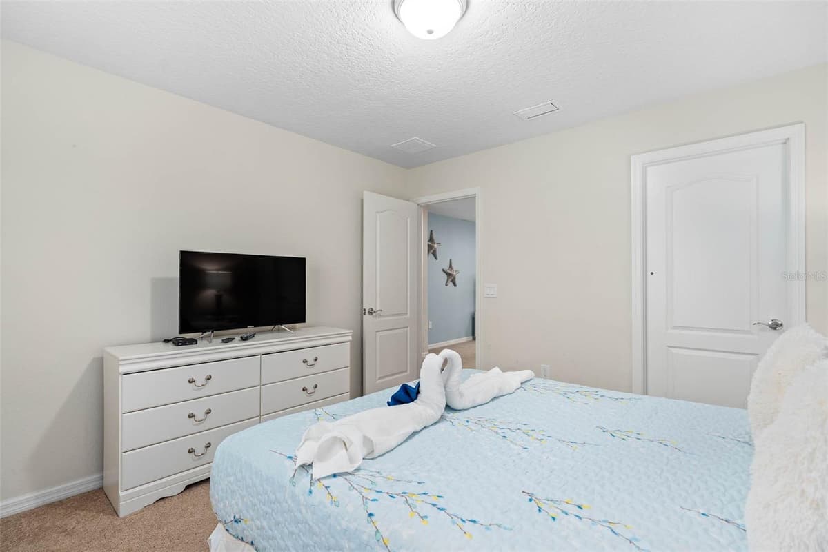 1517 MUMBAI WAY — photo 25 of 44