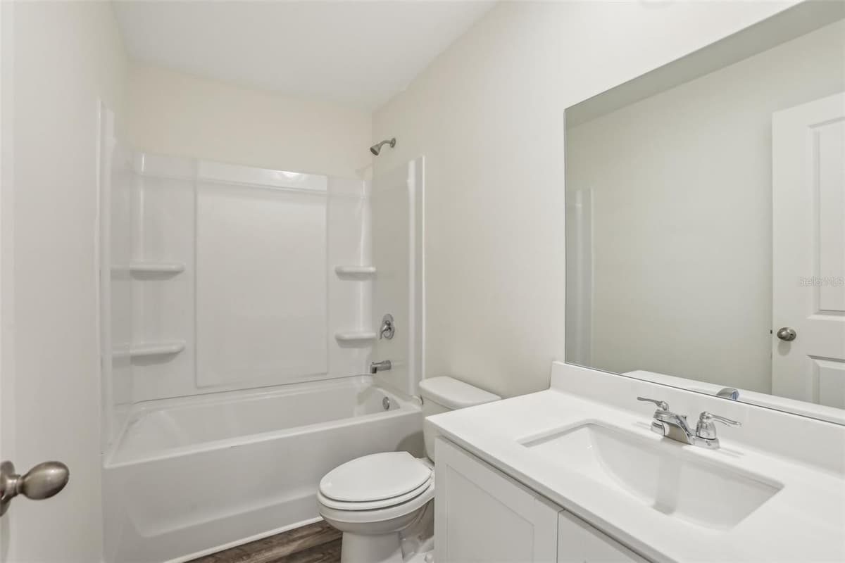 2564 BROADWING STREET — photo 14 of 18