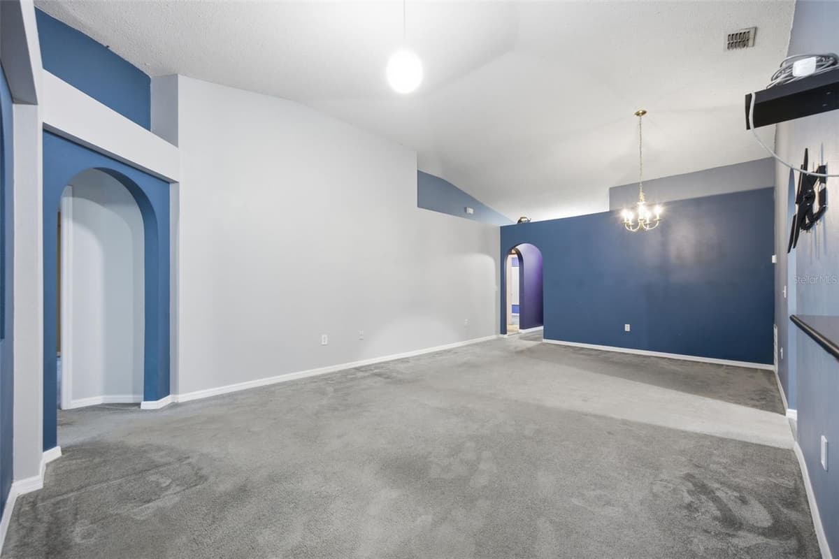 10412 FLY FISHING STREET — photo 9 of 55