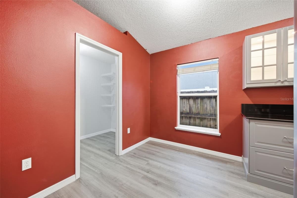 10412 FLY FISHING STREET — photo 12 of 55