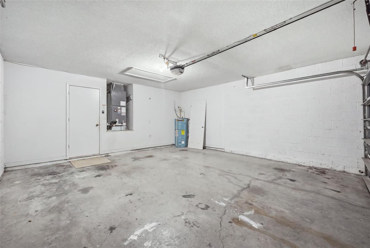 10412 FLY FISHING STREET — photo 38 of 55