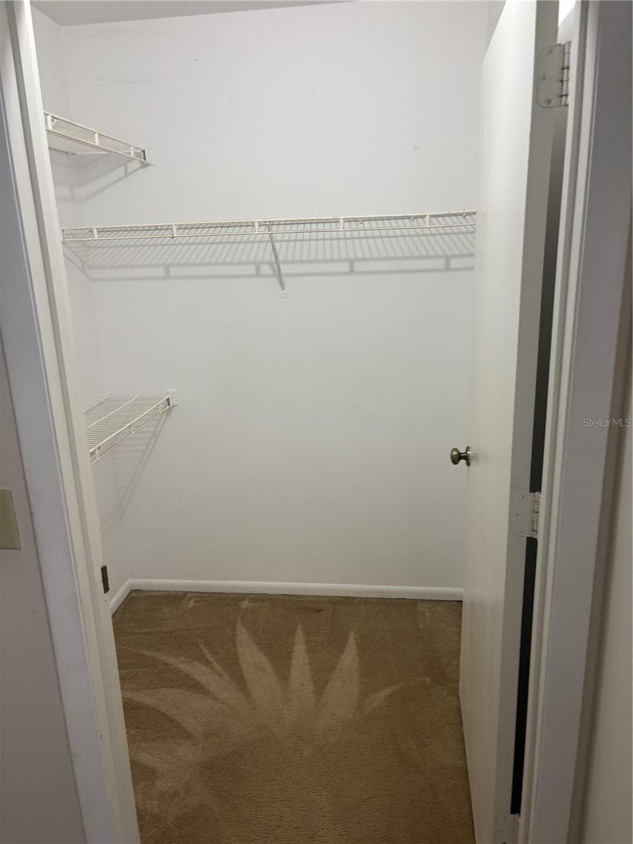 486 PIN OAK PLACE — photo 15 of 37