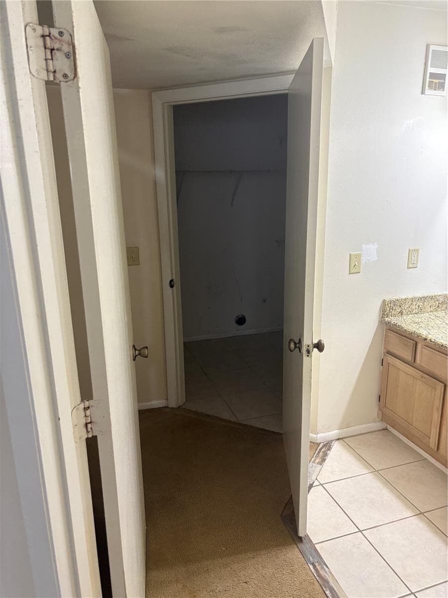 486 PIN OAK PLACE — photo 16 of 37