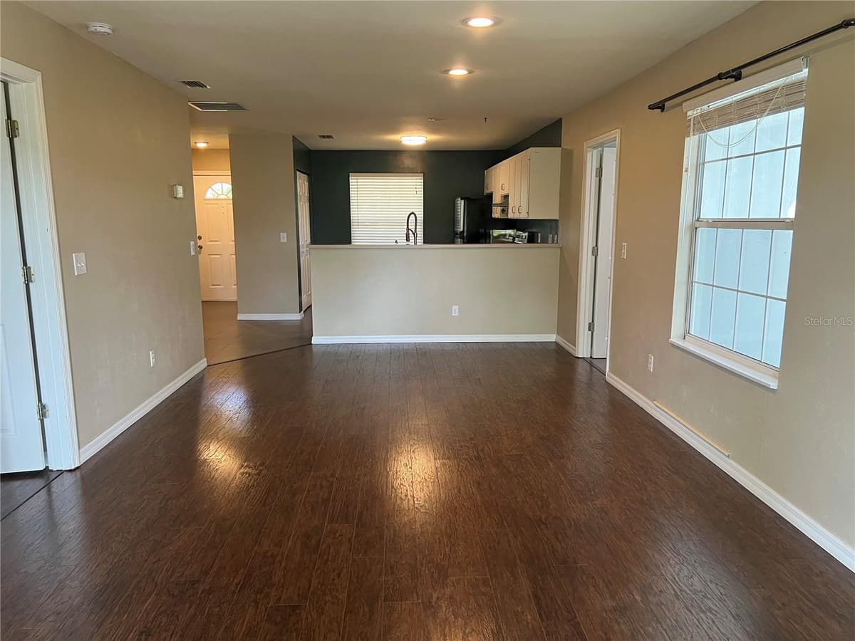 17417 222ND STREET — photo 2 of 44