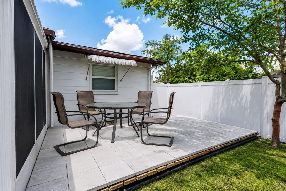 3302 ROCK ROYAL DRIVE — photo 4 of 19