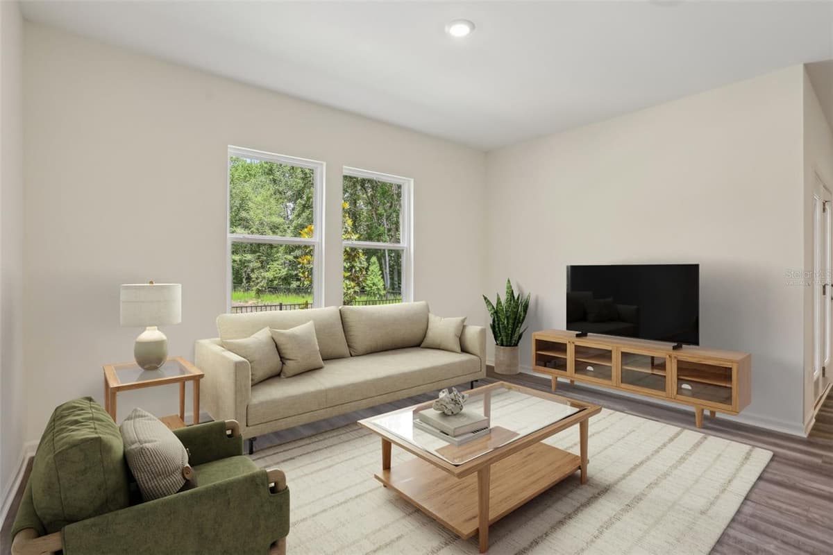 2568 BROADWING STREET — photo 8 of 18