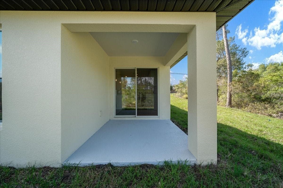 6241 FREEPORT DRIVE — photo 52 of 57
