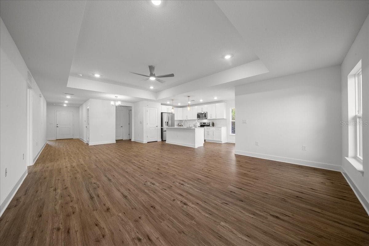 6241 FREEPORT DRIVE — photo 37 of 57