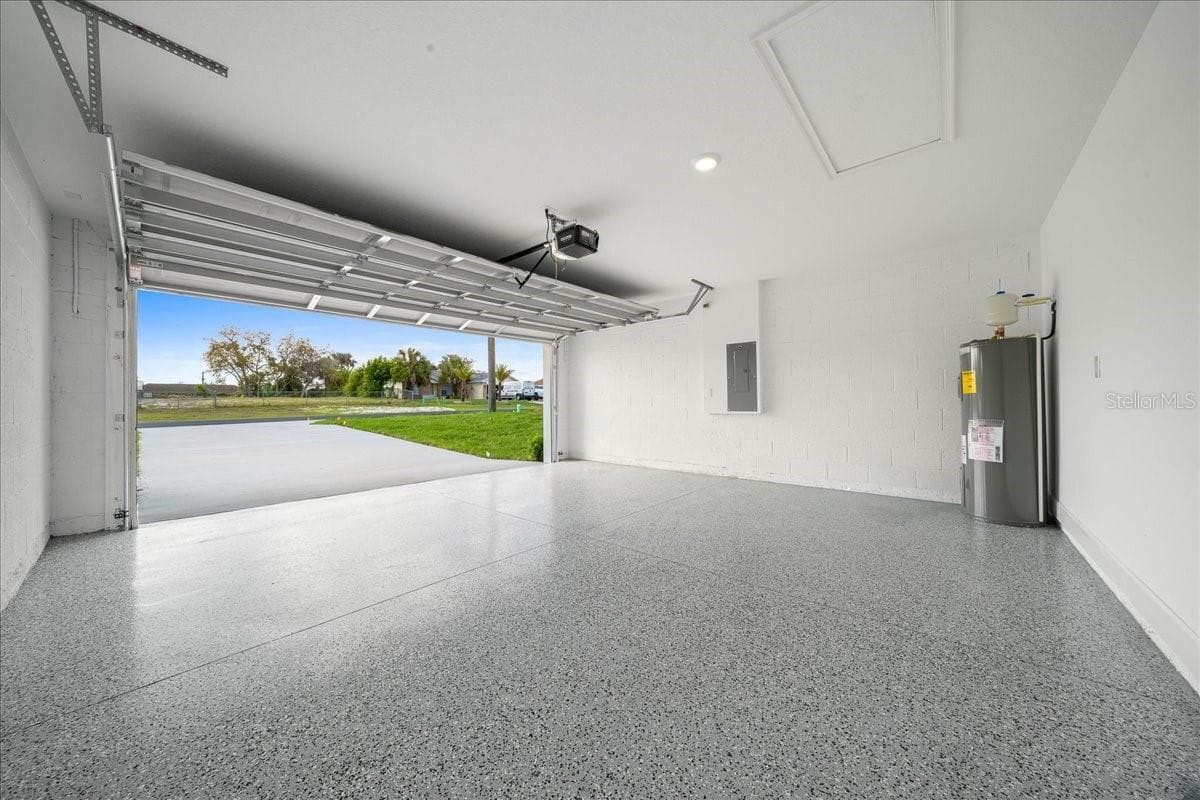 6241 FREEPORT DRIVE — photo 50 of 57