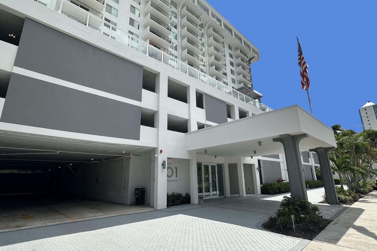 101 GULFSTREAM AVENUE — photo 3 of 4