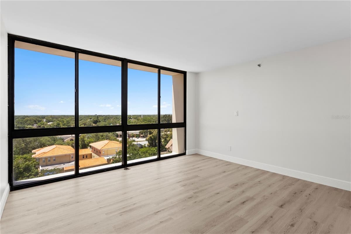 3301 BAYSHORE BOULEVARD — photo 35 of 56
