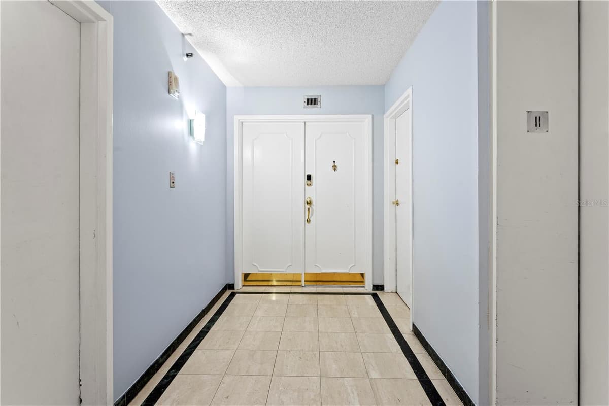 3301 BAYSHORE BOULEVARD — photo 41 of 56