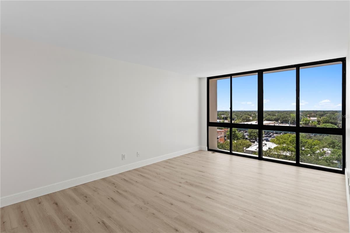 3301 BAYSHORE BOULEVARD — photo 27 of 56