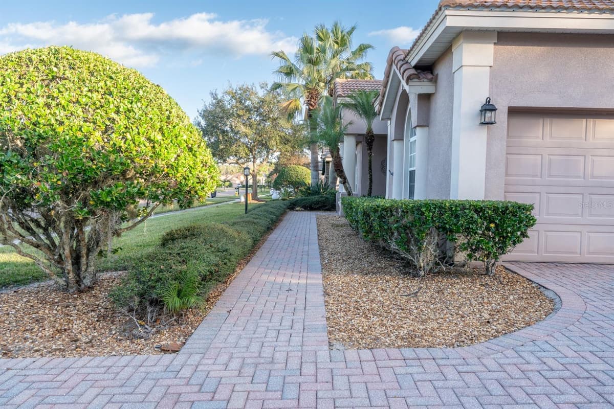 1084 SHADOWMOSS CIRCLE — photo 11 of 30