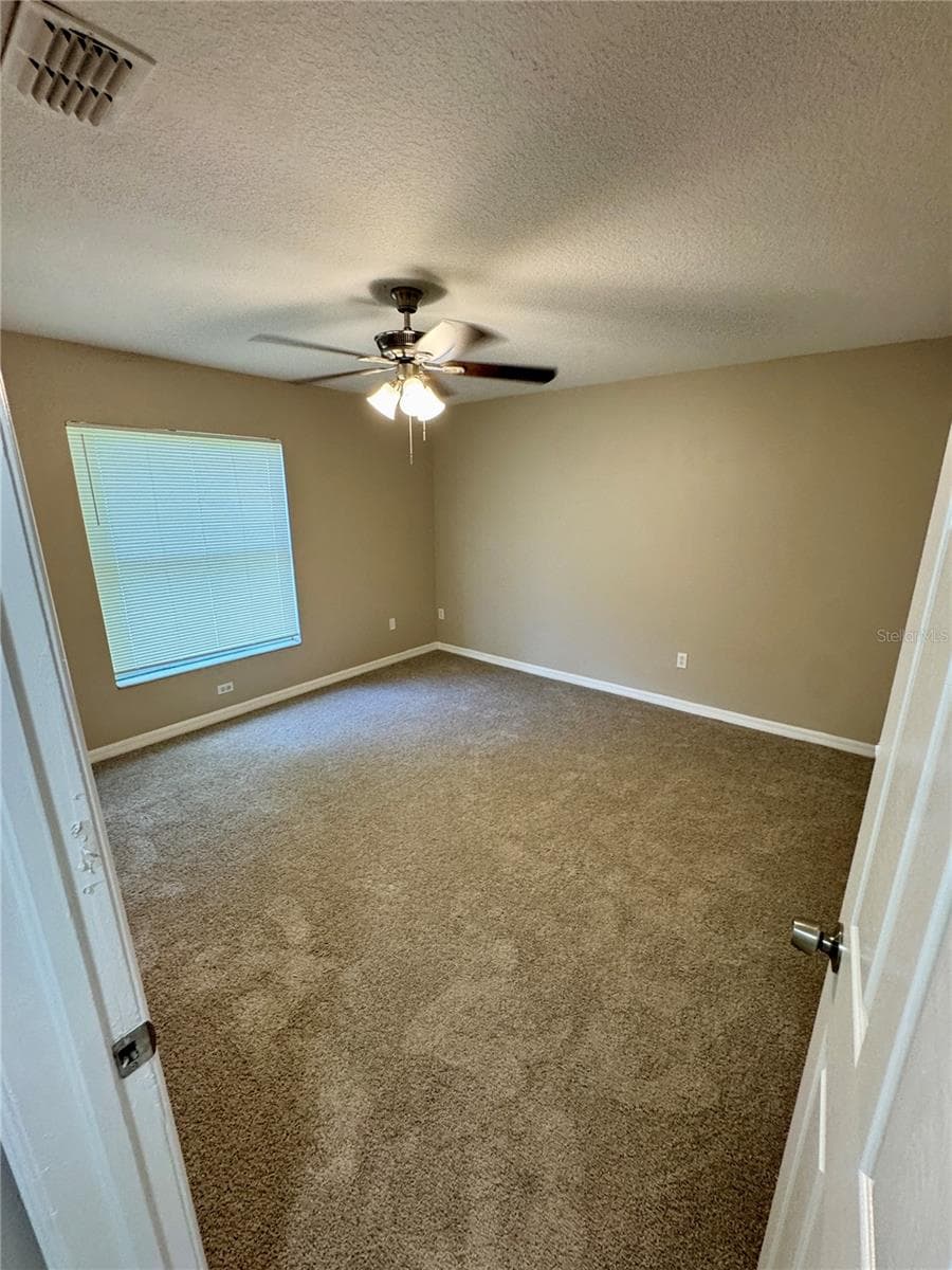 3305 38TH AVENUE — photo 12 of 22