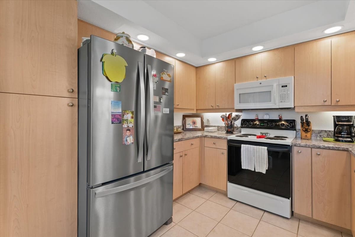 5800 SABAL TRACE DRIVE — photo 14 of 48