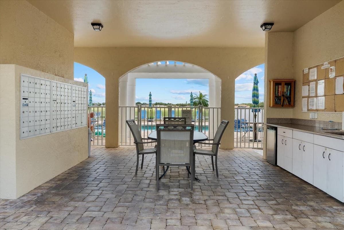 5800 SABAL TRACE DRIVE — photo 41 of 48