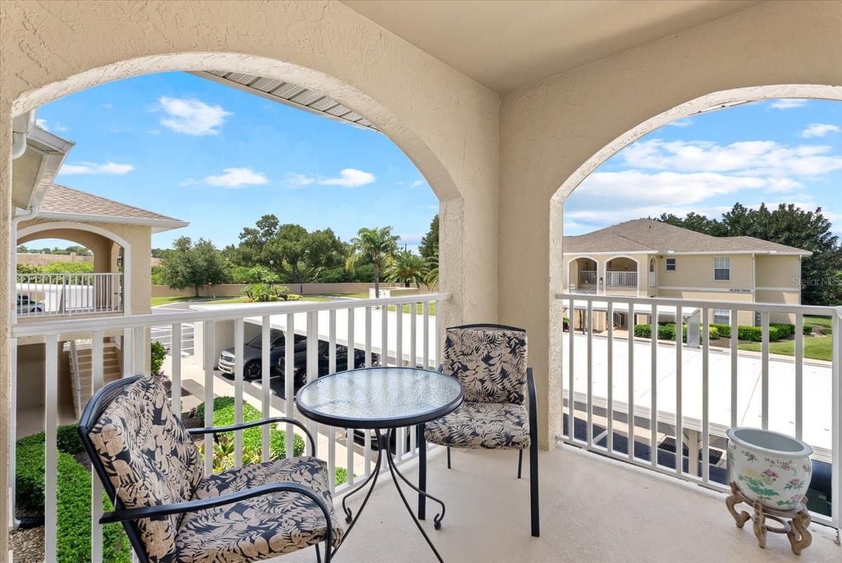 5800 SABAL TRACE DRIVE — photo 4 of 48