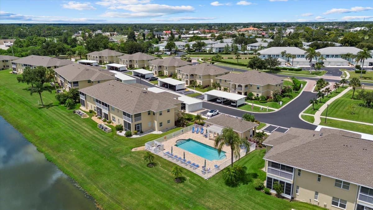 5800 SABAL TRACE DRIVE — photo 35 of 48