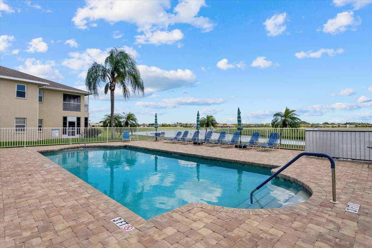 5800 SABAL TRACE DRIVE — photo 43 of 48