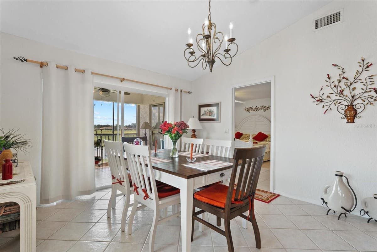 5800 SABAL TRACE DRIVE — photo 11 of 48