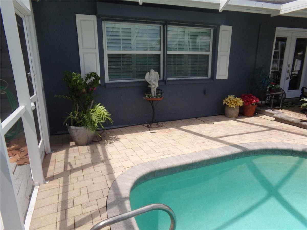 9312 KINGSTON ROAD — photo 83 of 88